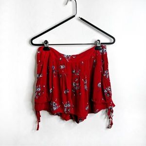 Chelsea & Violet Relaxed Floral Flowy Shorts